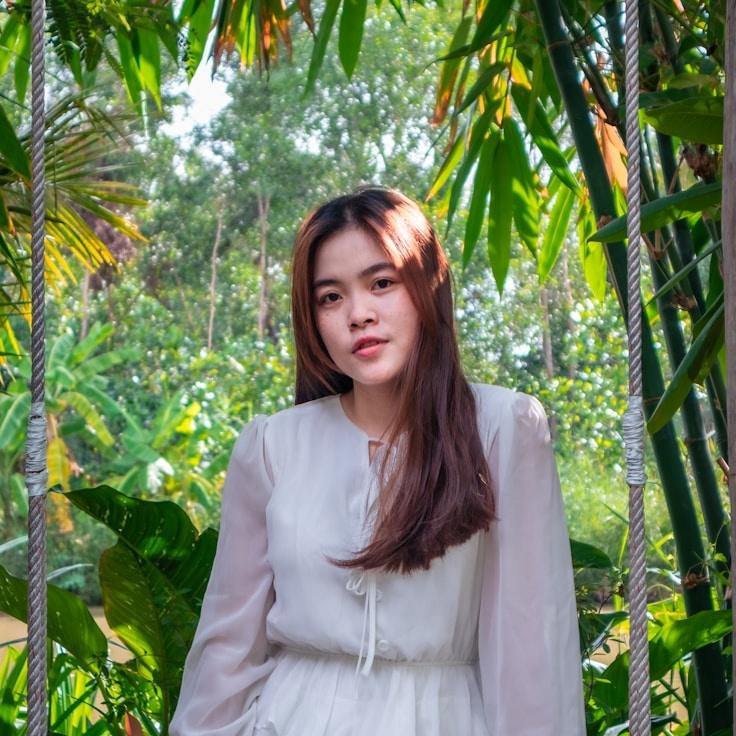 Dev Malik, Client Relations Director, discussing corporate gifting strategy with business clients